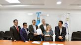 Firman acta de inicio de construcción de autopista Escuintla - Puerto Quetzal