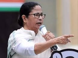 Flood situation alarming in north Bengal, Centre not extending help: Mamata - News Today | First with the news