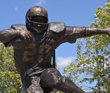 On this day in 1989: Future Hall of Famer Barry Sanders is drafted by the Detroit Lions