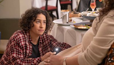 Babes review: Ilana Glazer’s fast-paced but poignant pregnancy comedy is a riot