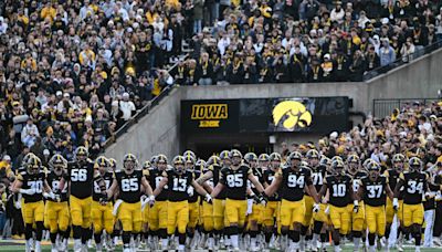 Iowa football among Phil Steele’s top 10 surprise teams entering 2024