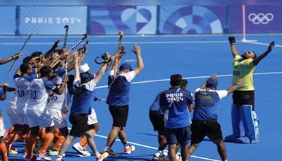 Indian hockey hands PR Sreejesh grand farewell with consecutive Olympic medals - CNBC TV18