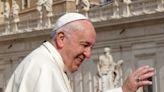El papa Francisco criticó a los obispos conservadores estadounidenses y habló sobre la bendición a las parejas homosexuales