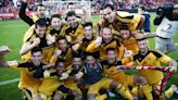 Celebración del ascenso de Osasuna en Girona