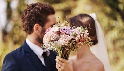 Mariage : quelles fleurs choisir pour un beau bouquet de saison ?