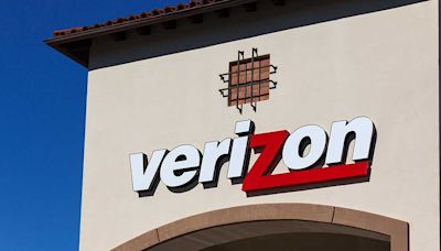 Is Verizon A Buy Amid Wireless, Broadband Competition Vs. Cable?