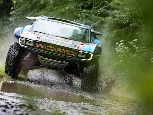 Ford wants to "own" rallying with factory Dakar programme