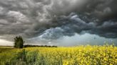 Tornado warning ended for central Alberta as supercell activity triggers severe thunderstorms | Globalnews.ca