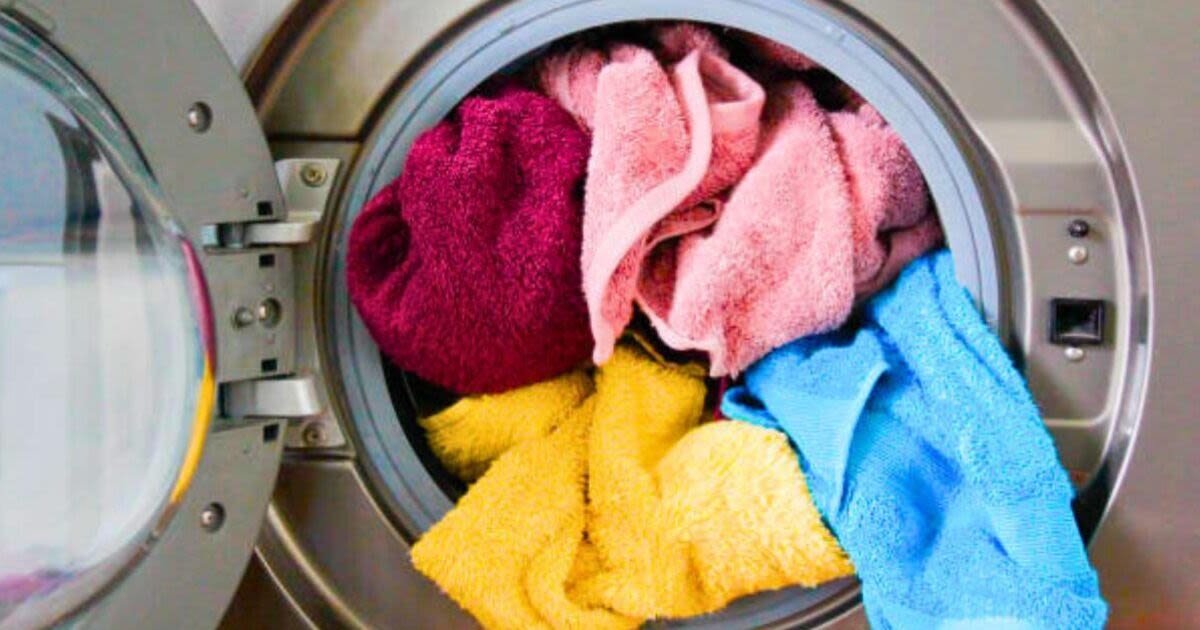 Get hard towels fluffy again by adding 2 natural items to the washing machine