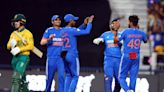 Cricket-India outclass South Africa to square Twenty20 series