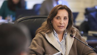 Dina Boluarte “no va a guardar silencio” ante la Fiscalía y declarará el próximo martes, según su abogado