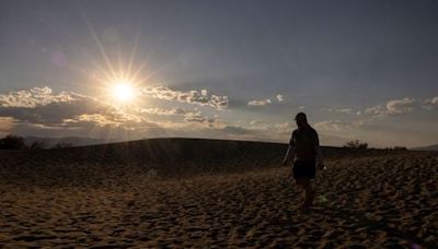 US heat wave turns deadly as high temperatures continue to scorch the West