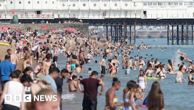 Hot weather: South East locals make most of sunshine