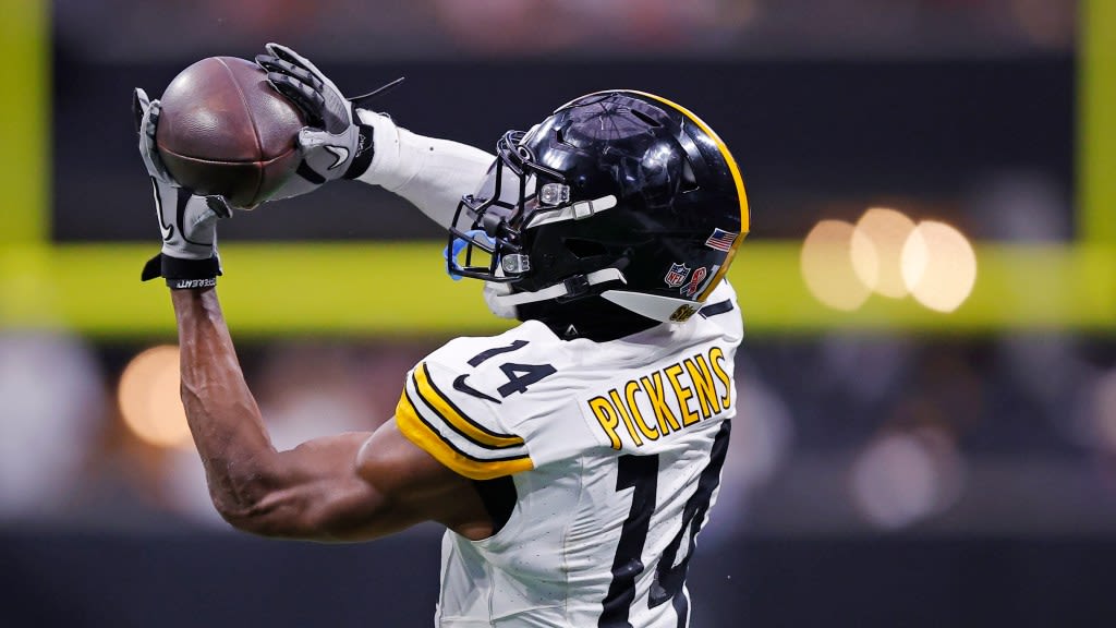 Steelers WR George Pickens swaps messages with Patrick Surtain III ahead of Broncos matchup