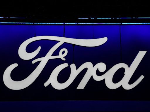 Ford ensamblará 300.000 coches al año en su planta española de Valencia a partir de 2027