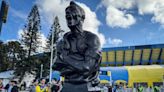 Marco Ruben: las ganas de jugar con Di María y un homenaje hecho estatua