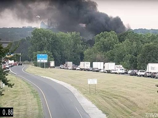 Plumes of black smoke seen for miles after crash in southwest Charlotte