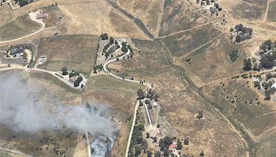 Firefighters responding to one-acre fire east of San Miguel in northern SLO County Friday