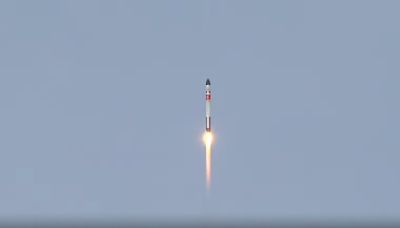 Rocket Lab launches new NASA solar sail tech to orbit (video, photos)