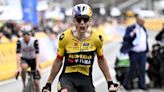 Wout van Aert and Dylan van Baarle join forces for Paris-Roubaix fight back