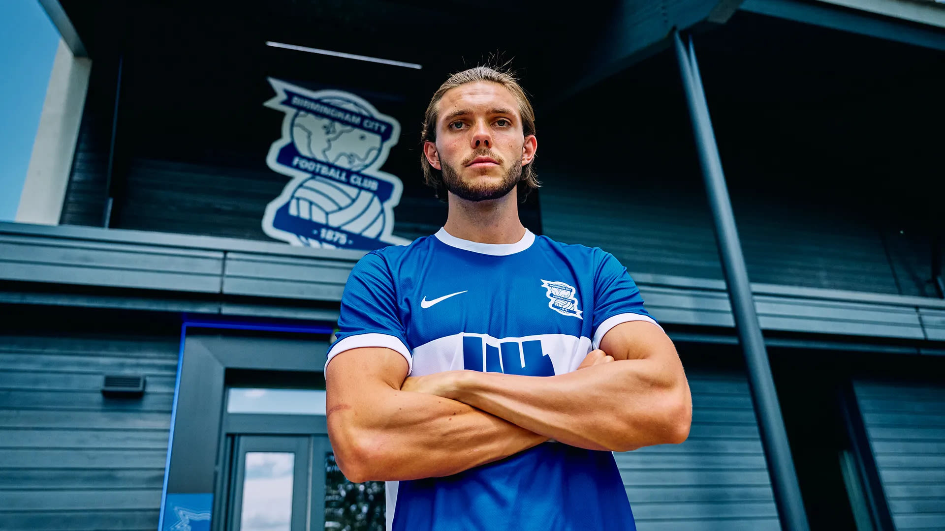 Birmingham City sign Iceland midfielder Willum Thór Willumsson from Go Ahead Eagles