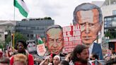 Mass Protests Erupt In Washington Against Israeli PM Benjamin Netanyahu's Visit | In Pics