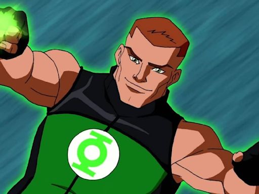 New Superman Set Pics Reveal James Gunn's Green Lantern Costume - And A Twist