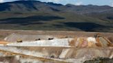 Newmont aplaza dos años decisión de invertir en mina de oro Yanacocha en Perú