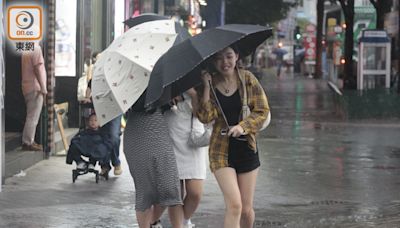 今日多雲有雨 日間短暫時間有陽光