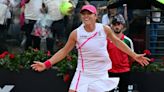 Swiatek 'staying humble' for French Open after third Rome title