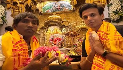 Bigg Boss Marathi 5 Winner Suraj Chavan Visits Siddhivinayak Temple With Runner-Up Abhijeet Sawant - Watch