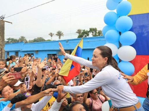 María Corina: La única manera de que Maduro pueda quedarse en el poder en Venezuela es a la fuerza