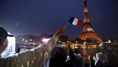 La lluvia desluce la ceremonia de inauguración de los Juegos Olímpicos de París 2024