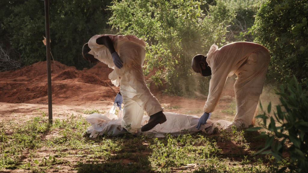 Kenyan cult leader faces terrorism charges over mass starvation deaths