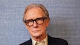 Bill Nighy habla en entrevista sobre la actuación de método, la jubilación y hasta su gusto por el azúcar