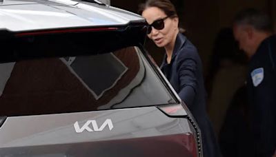 Isabel Preysler acude a la Ruber para conocer a su nieto recién nacido