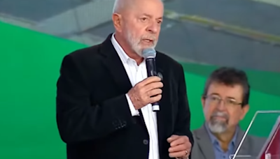 Lula inaugura universidade inacabada em São Paulo e é cobrado por aluna