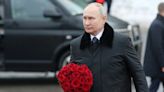 Putin recuerda a víctimas del bloqueo de Leningrado en 80 aniversario del fin del asedio