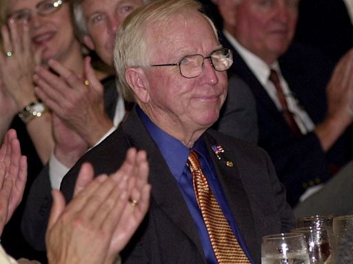 Gators legend Norm Carlson pioneered the modern-day Heisman campaign