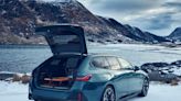 BMW i5 Touring 國內首款純電旅行車上市！開價 339 萬起，預計最快 8 月交付