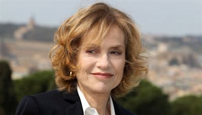 Isabelle Huppert desea interpretar el papel de una gran villana