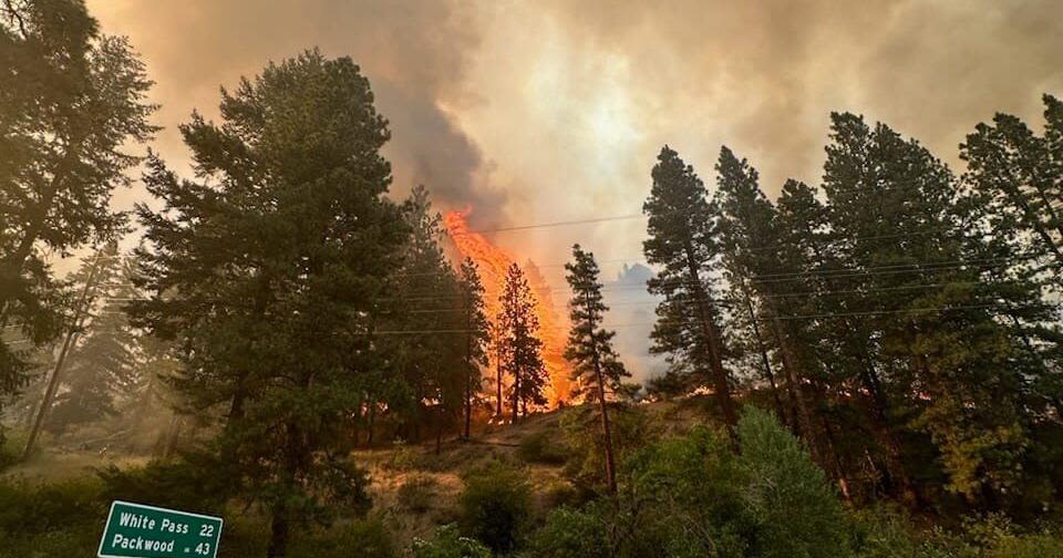 18,000-acre Retreat Fire in Rimrock area prompts Level 3 (GO NOW) evacuations