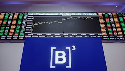 Dólar e Ibovespa hoje: o que esperar dos negócios na B3 nesta segunda Por Investing.com