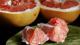 Does eating grapefruit affect cholesterol levels?