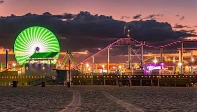 Solar-Powered Santa Monica Ferris Wheel To Go Green For Earth Day