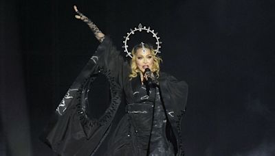 FOTOS: Madonna causa sensación en Brasil con un concierto gratuito que reúne a 1,6 millones de personas