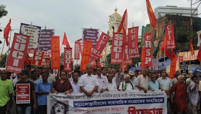 Left parties march for Palestine in Kolkata, stopped by police