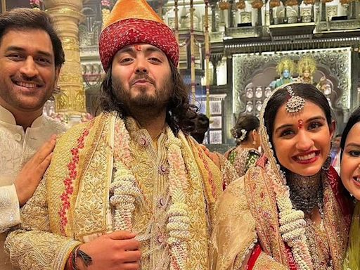 Así ha sido el ritual de bendiciones que han protagonizado Anant Ambani y Radhika Merchant en el segundo día de su lujosa boda en la India