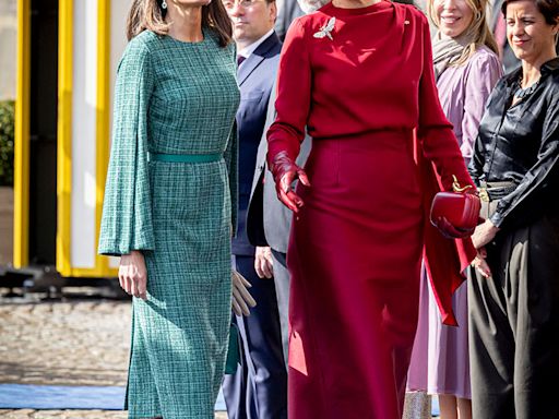 La conexión de los looks de las reinas en Países Bajos con Matilde de Bélgica y María Teresa de Luxemburgo