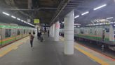 東京電車有人亮刀！乘客嚇壞 京濱東北線一度停駛
